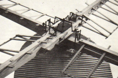 The sails at their junction showing the spider
